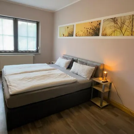 Neu! Ferienwohnung Appartamento Spremberg